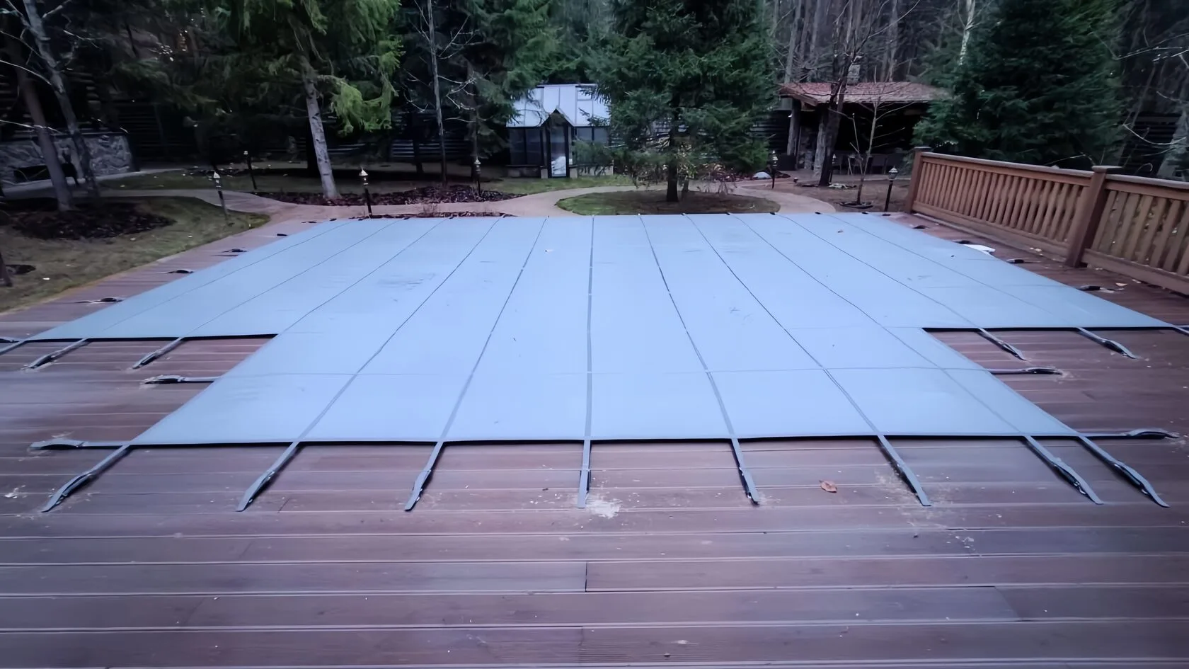 Покрывало для бассейна Laguna Cover Mesh в Туапсе