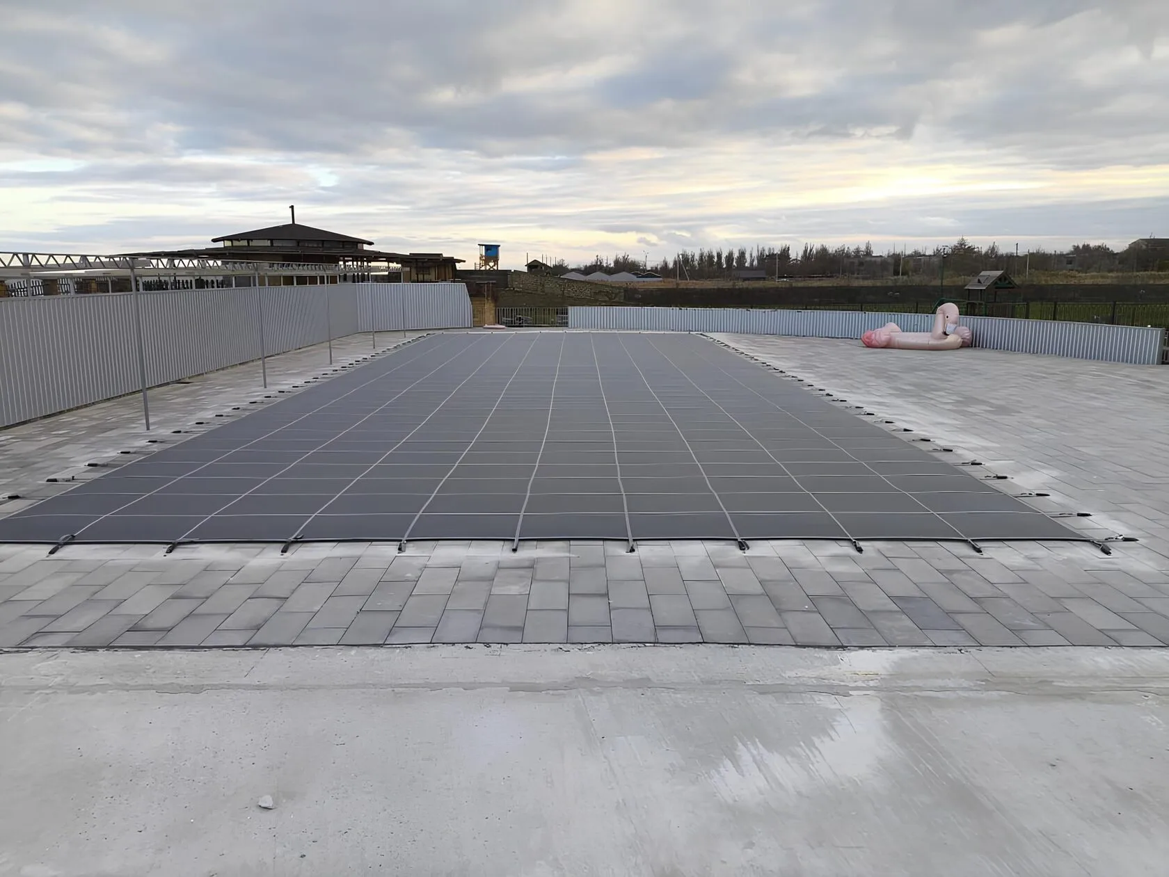 Защитное покрывало для бассейна в Туапсе